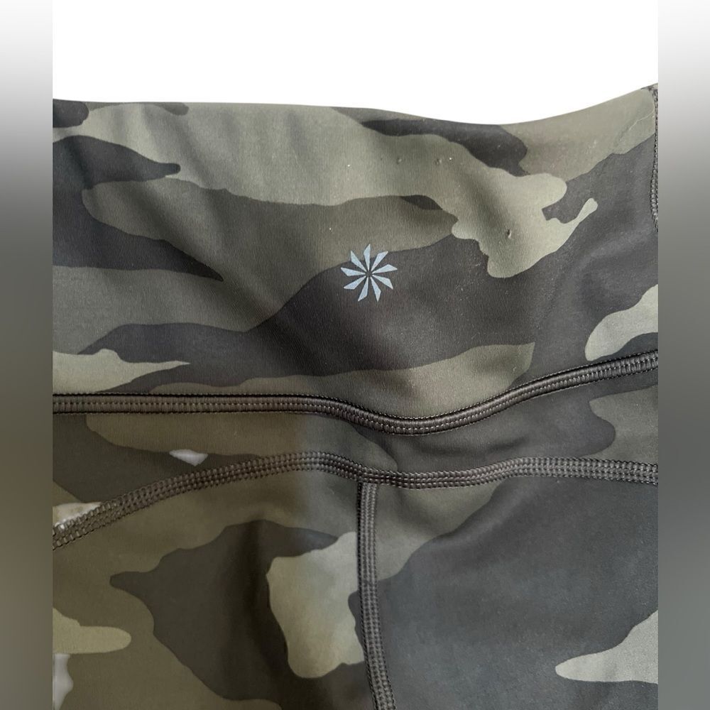 Athleta Camo Contender 7/8 Tight Leggings, Small S Black Green Camouflage Pocket - Picture 4 of 5